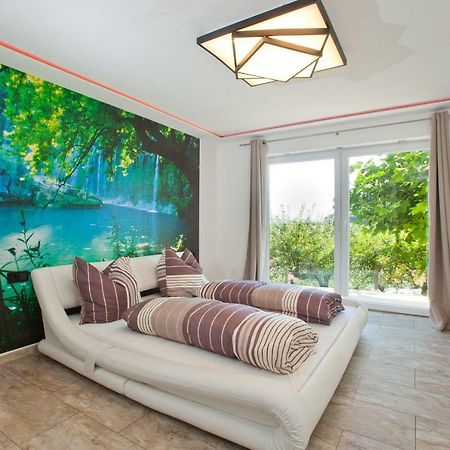 Residenz Cheval Messe FN Villa Ravensburg Buitenkant foto
