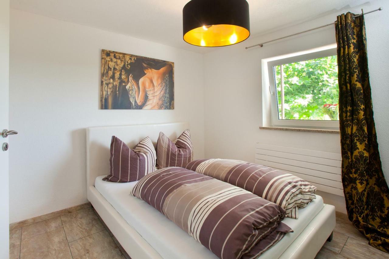 Residenz Cheval Messe FN Villa Ravensburg Buitenkant foto